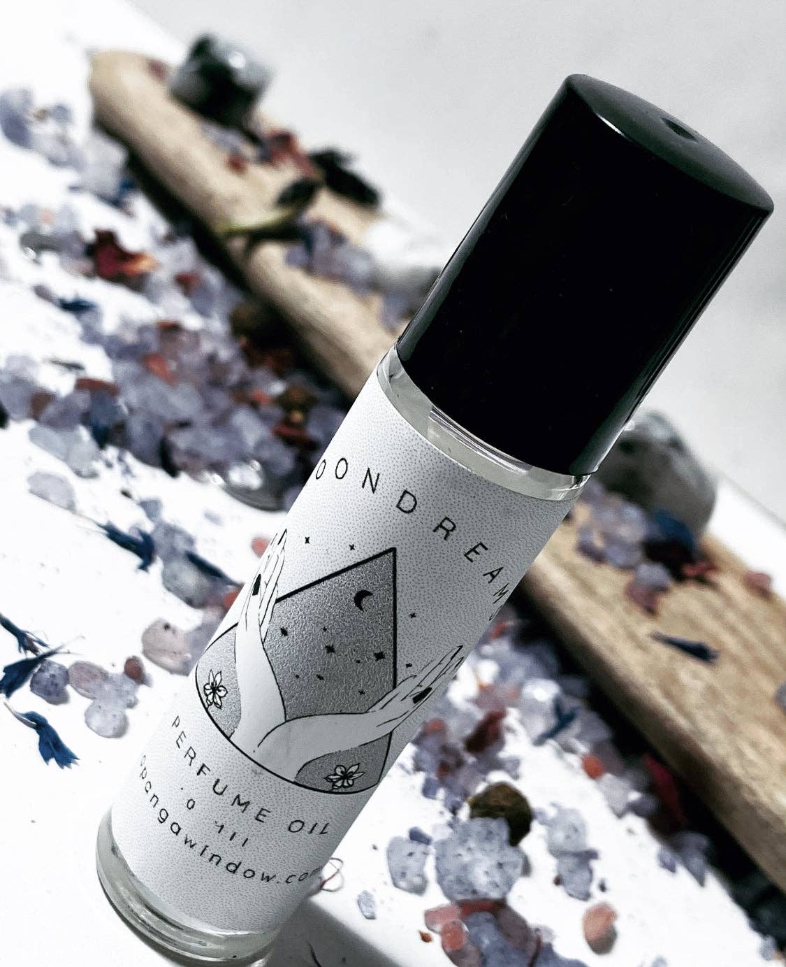 MOONDREAMS PERFUME OIL