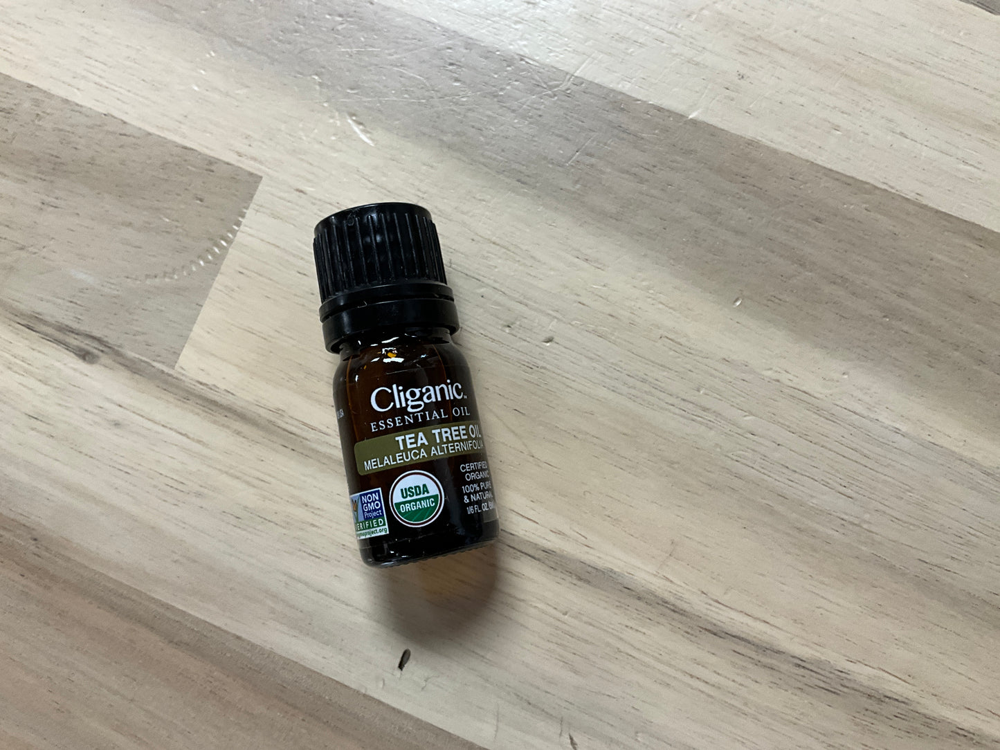 Cliganic essential oils